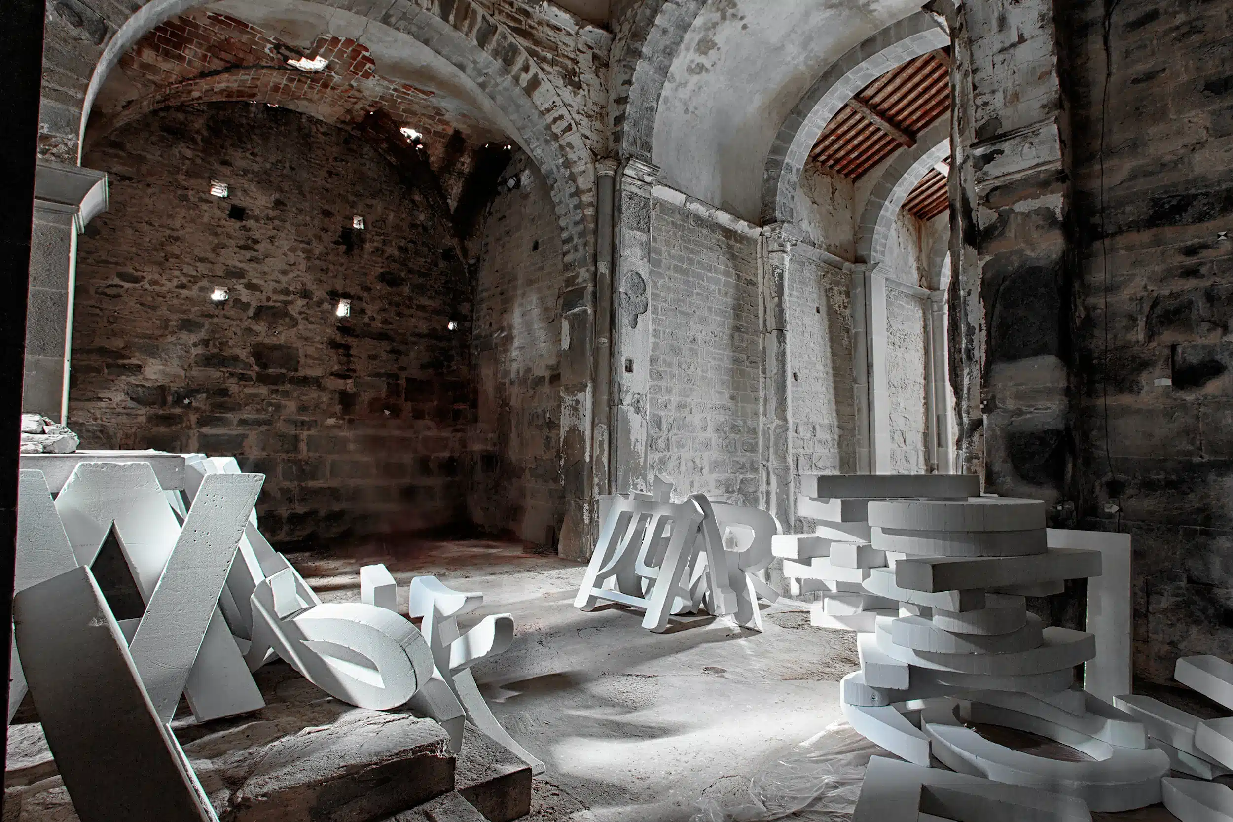 3_installazione site specific LOGOS, 2016, Abbazia di San Giusto, Carmignano, Prato_4